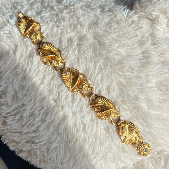 Vintage Gold Leafy Bracelet - Picture 8 of 14